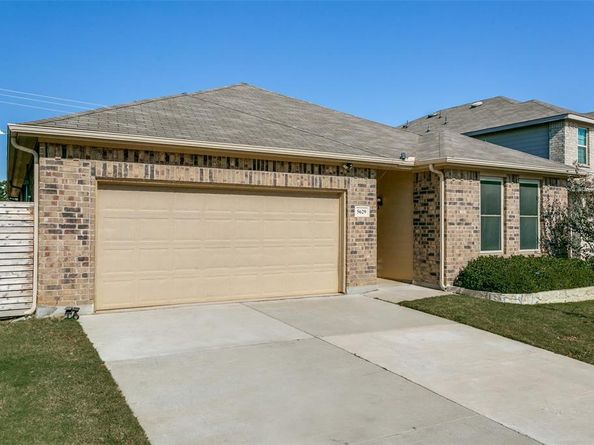 5629  Sea Cove Lane , Denton Texas 76208