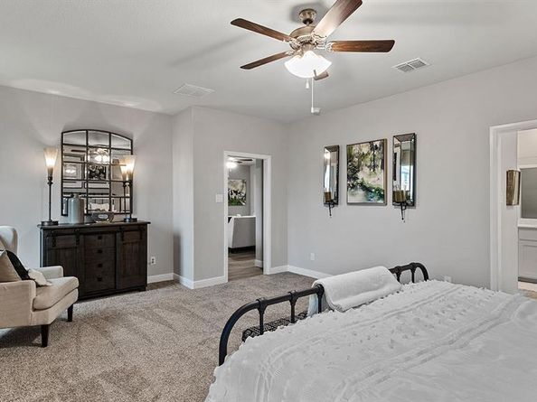 8725  TALLWOOD Lane , Justin Texas 76247