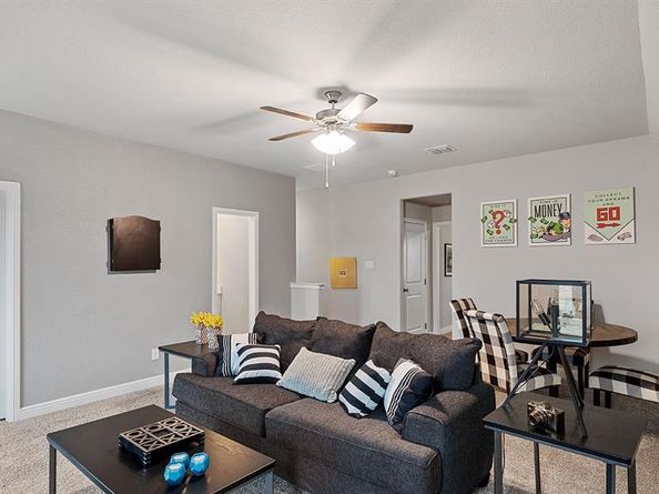 8725  TALLWOOD Lane , Justin Texas 76247