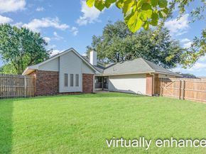 2015  Robin Hill Lane , Carrollton Texas 75007