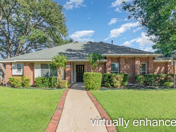 2015  Robin Hill Lane , Carrollton Texas 75007