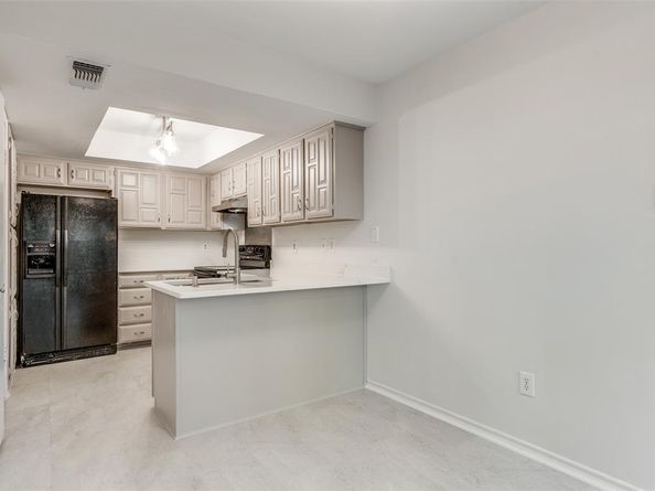 14151  Montfort Drive  271, Dallas Texas 75254