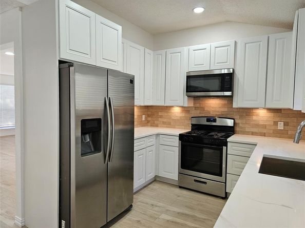 1106  Patrick Court , Cedar Hill Texas 75104