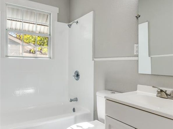 5053  Penrose Avenue , Fort Worth Texas 76116