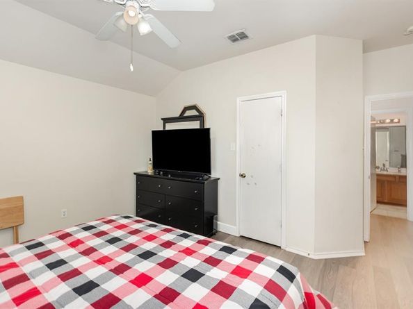 5715  Wisdom Creek Drive , Dallas Texas 75249