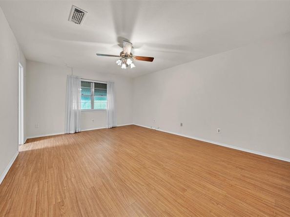 5116  South Drive , Fort Worth Texas 76132