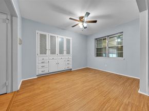 5116  South Drive , Fort Worth Texas 76132