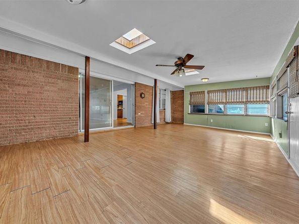 5116  South Drive , Fort Worth Texas 76132