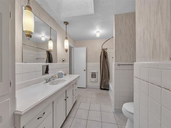 5116  South Drive , Fort Worth Texas 76132