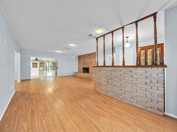 5116  South Drive , Fort Worth Texas 76132