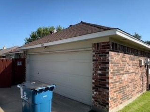 3617  Knights Bridge Drive , Rowlett Texas 75088