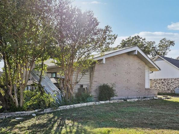 3502  Plaza Park Drive , Garland Texas 75042