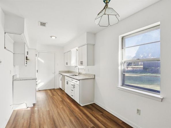 3502  Plaza Park Drive , Garland Texas 75042