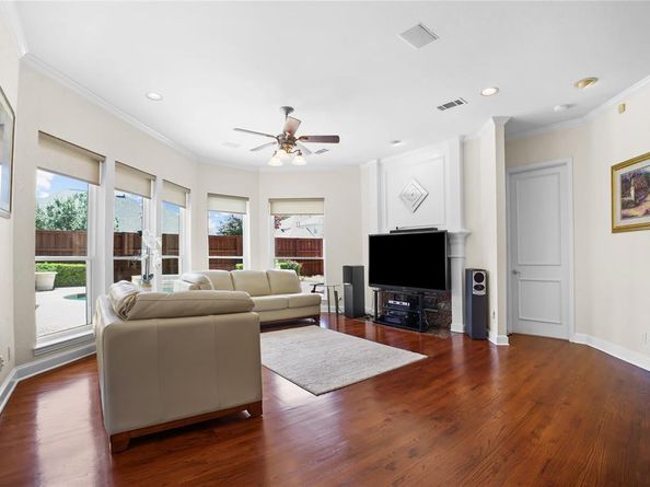 1807  Meadowcove Drive , Richardson Texas 75081