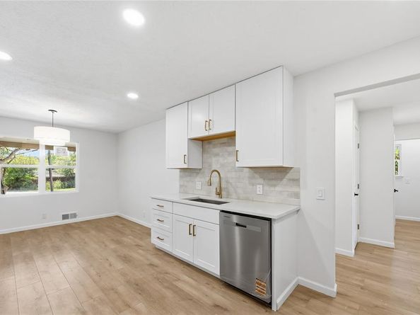 303  Whisenant Drive , Allen Texas 75013