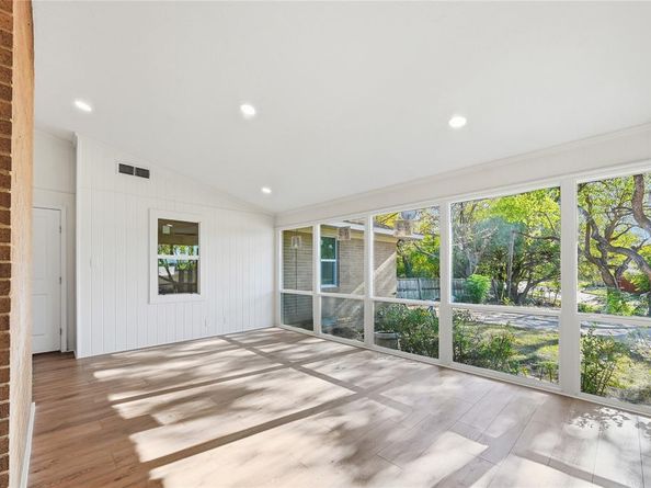 303  Whisenant Drive , Allen Texas 75013