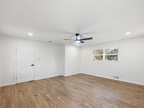 303  Whisenant Drive , Allen Texas 75013