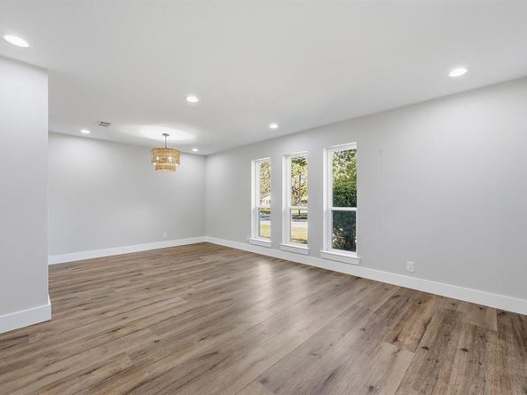 1145  Terrace Trail , Hurst Texas 76053