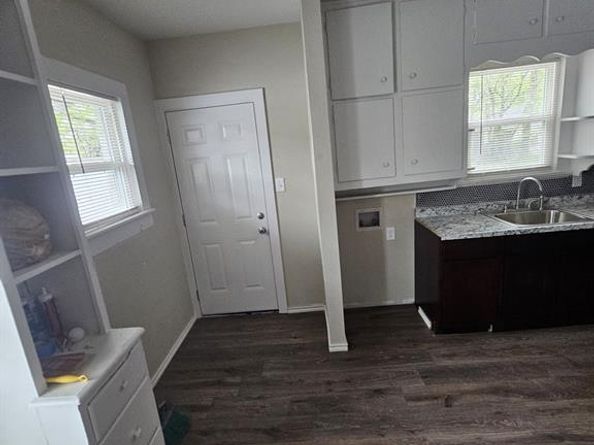 3419  Avenue M  , Fort Worth Texas 76105