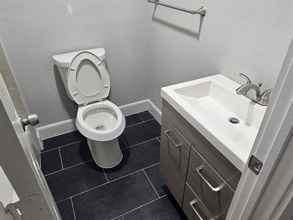 3419  Avenue M  , Fort Worth Texas 76105