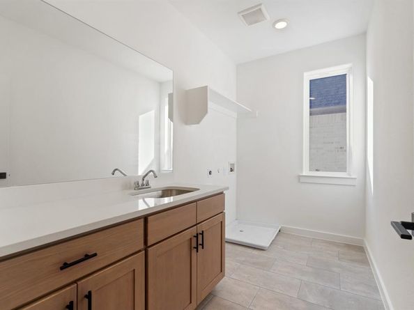 2129  Oak Haven Court , Garland Texas 75044