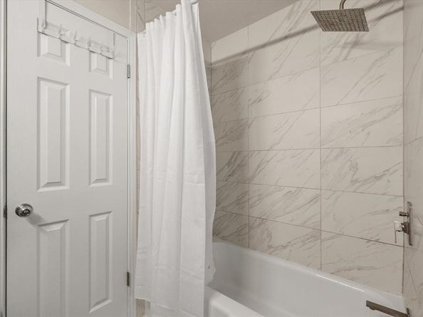 2346  Freeland Way , Dallas Texas 75228