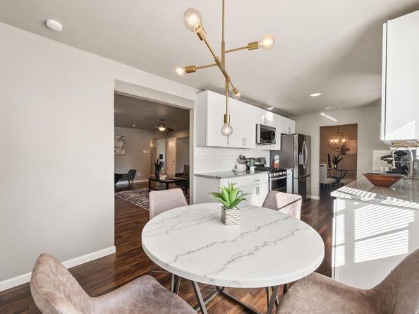 2346  Freeland Way , Dallas Texas 75228