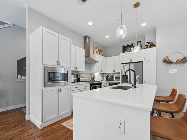 2280 N Fitzhugh Avenue  30, Dallas Texas 75204