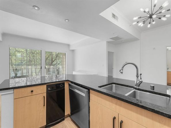 3225  Turtle Creek Boulevard  120, Dallas Texas 75219