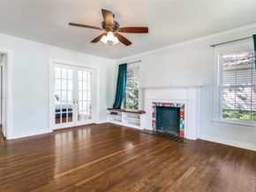 2528  Yucca Avenue , Fort Worth Texas 76111