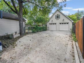 2312  Carleton Avenue , Fort Worth Texas 76107