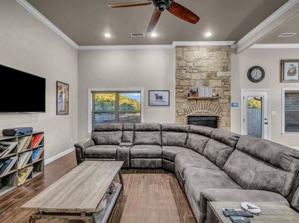 200  Waynell Street , White Settlement Texas 76108