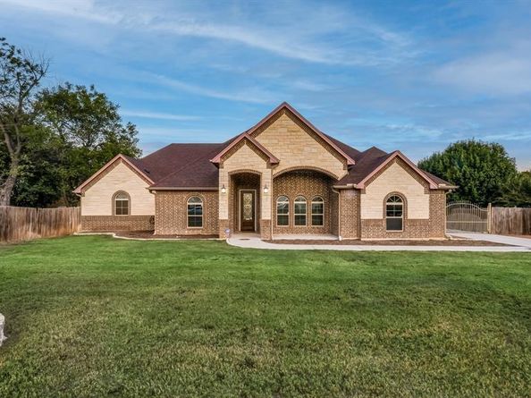 200  Waynell Street , White Settlement Texas 76108