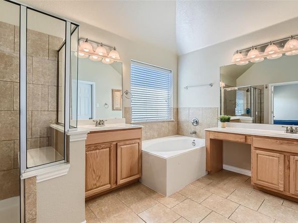 10305  Stoneside Trail , Fort Worth Texas 76244