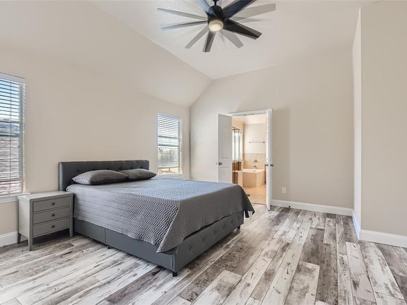 10305  Stoneside Trail , Fort Worth Texas 76244