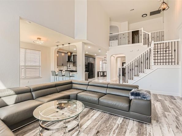 10305  Stoneside Trail , Fort Worth Texas 76244