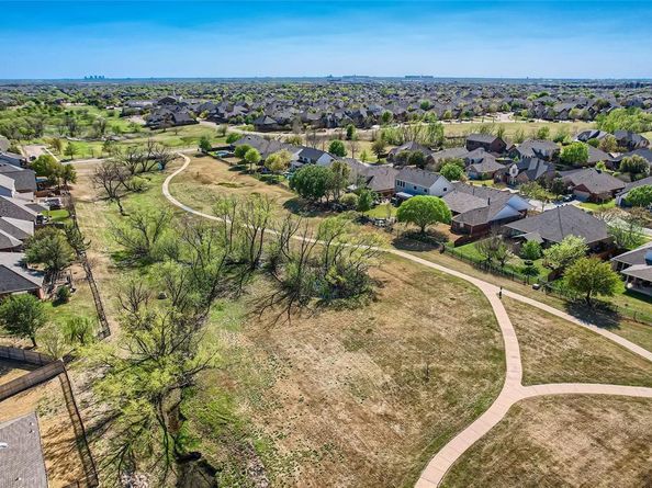 10305  Stoneside Trail , Fort Worth Texas 76244