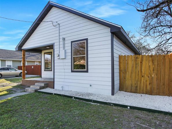 1104  Hamilton Street , McKinney Texas 75069