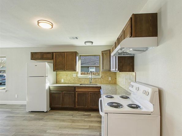 1104  Hamilton Street , McKinney Texas 75069