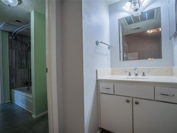 4020  Holland Avenue  202, Dallas Texas 75219