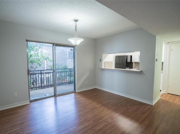 4020  Holland Avenue  202, Dallas Texas 75219