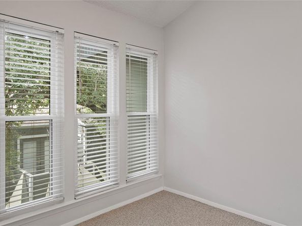 4020  Holland Avenue  202, Dallas Texas 75219