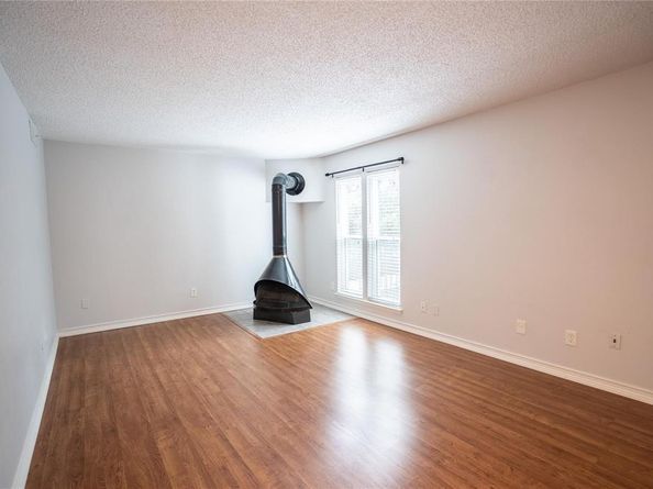 4020  Holland Avenue  202, Dallas Texas 75219
