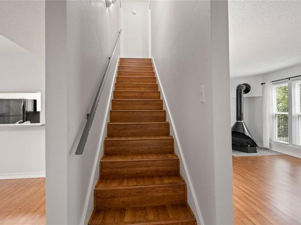 4020  Holland Avenue  202, Dallas Texas 75219