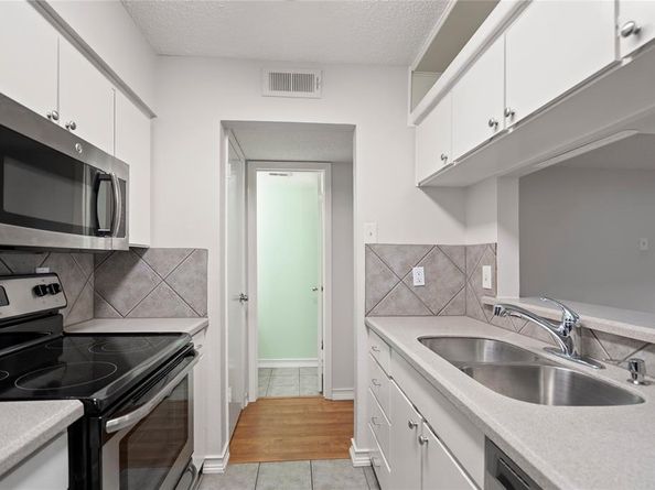 4020  Holland Avenue  202, Dallas Texas 75219