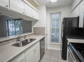 4020  Holland Avenue  202, Dallas Texas 75219