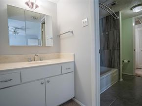 4020  Holland Avenue  202, Dallas Texas 75219