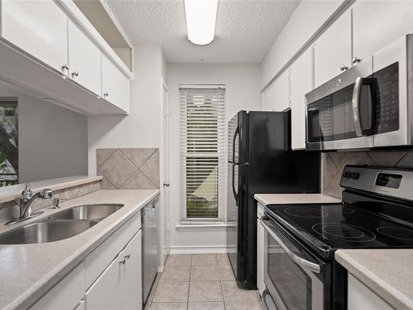 4020  Holland Avenue  202, Dallas Texas 75219