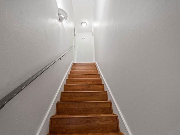 4020  Holland Avenue  202, Dallas Texas 75219