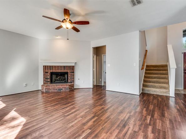 404 E Whitener Road , Euless Texas 76040